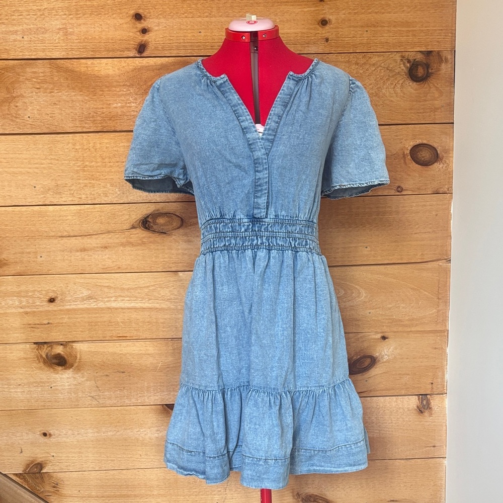Women’s ' Light Blue Denim Tiered Dress - Casual Summer Style